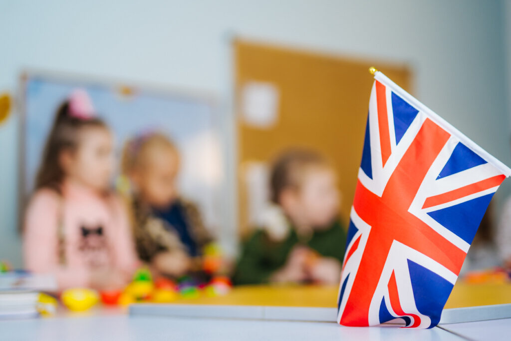 Apprendre en s&rsquo;amusant : les meilleurs jouets anglophones pour les tout-petits